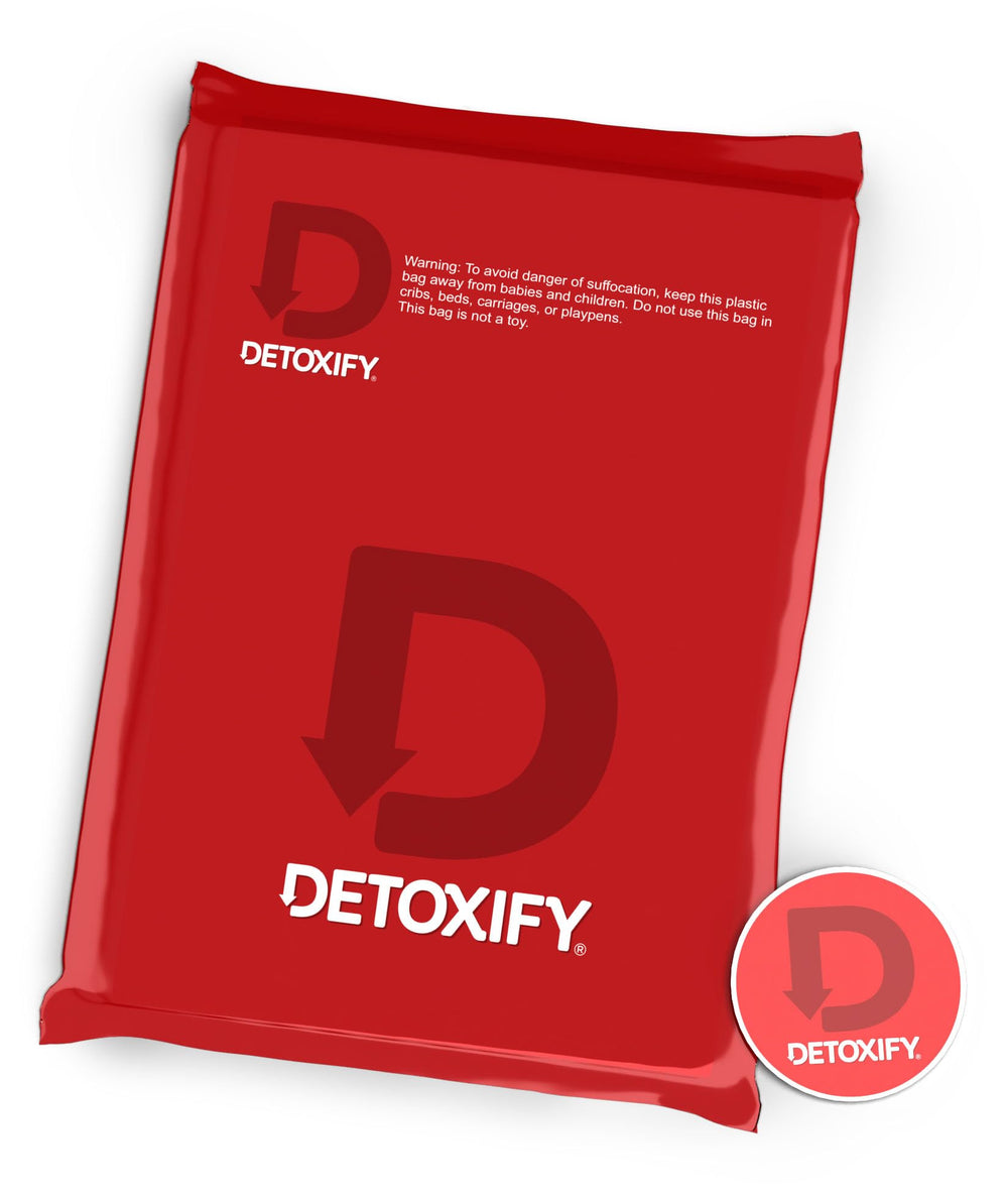 Detoxify milk thistle extract bottle highlights liver-supporting ingredients.