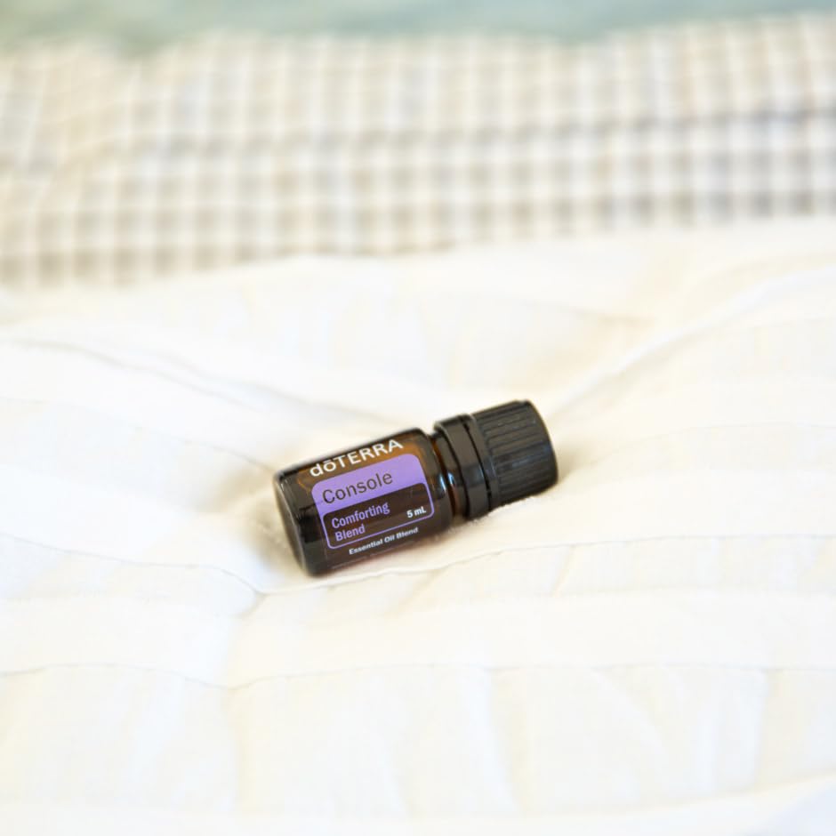 doTERRA Console diffuser scene releasing a soothing scent throughout a room