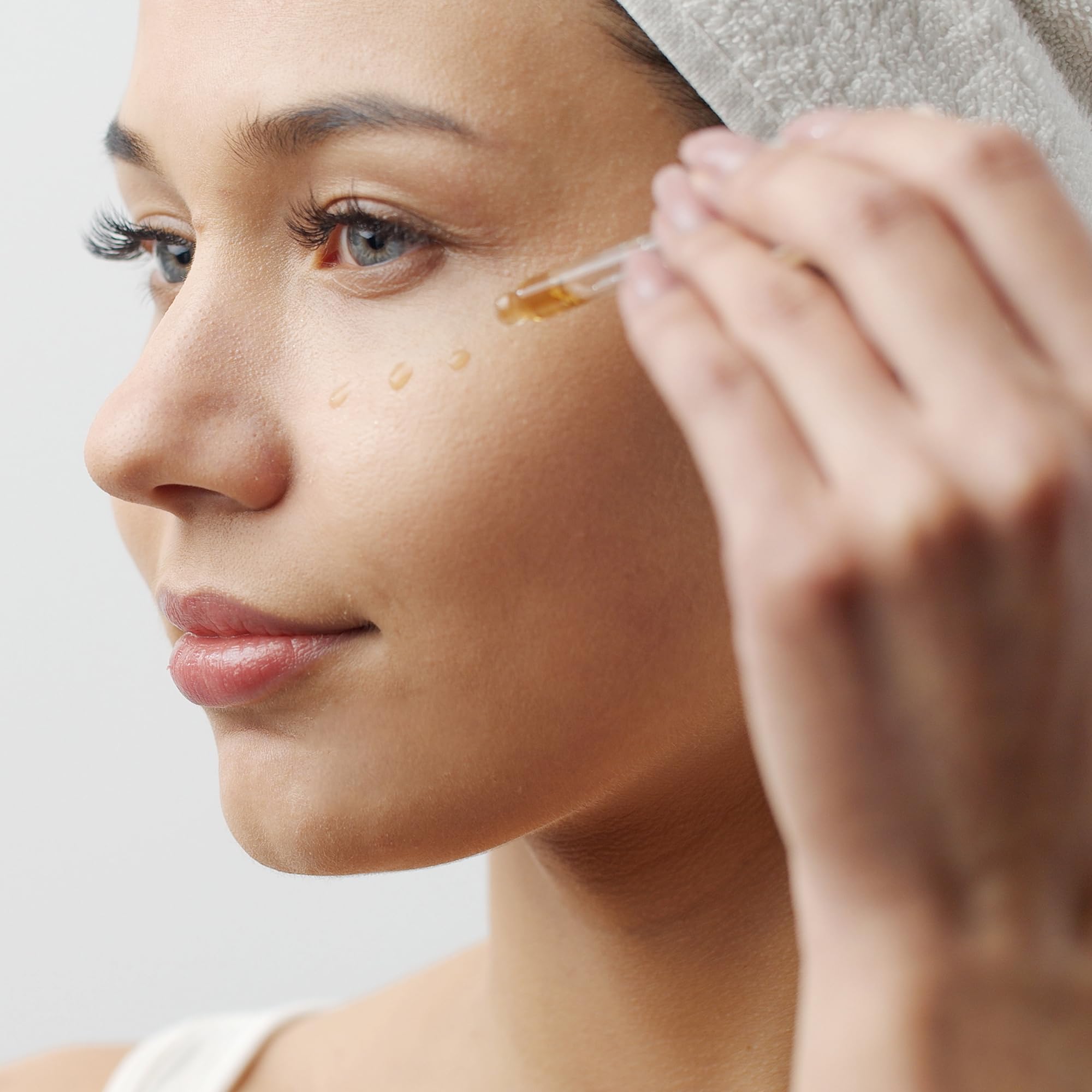 Dr Joe Lab Prickly Pear Seed Oil supports skin care and nails.