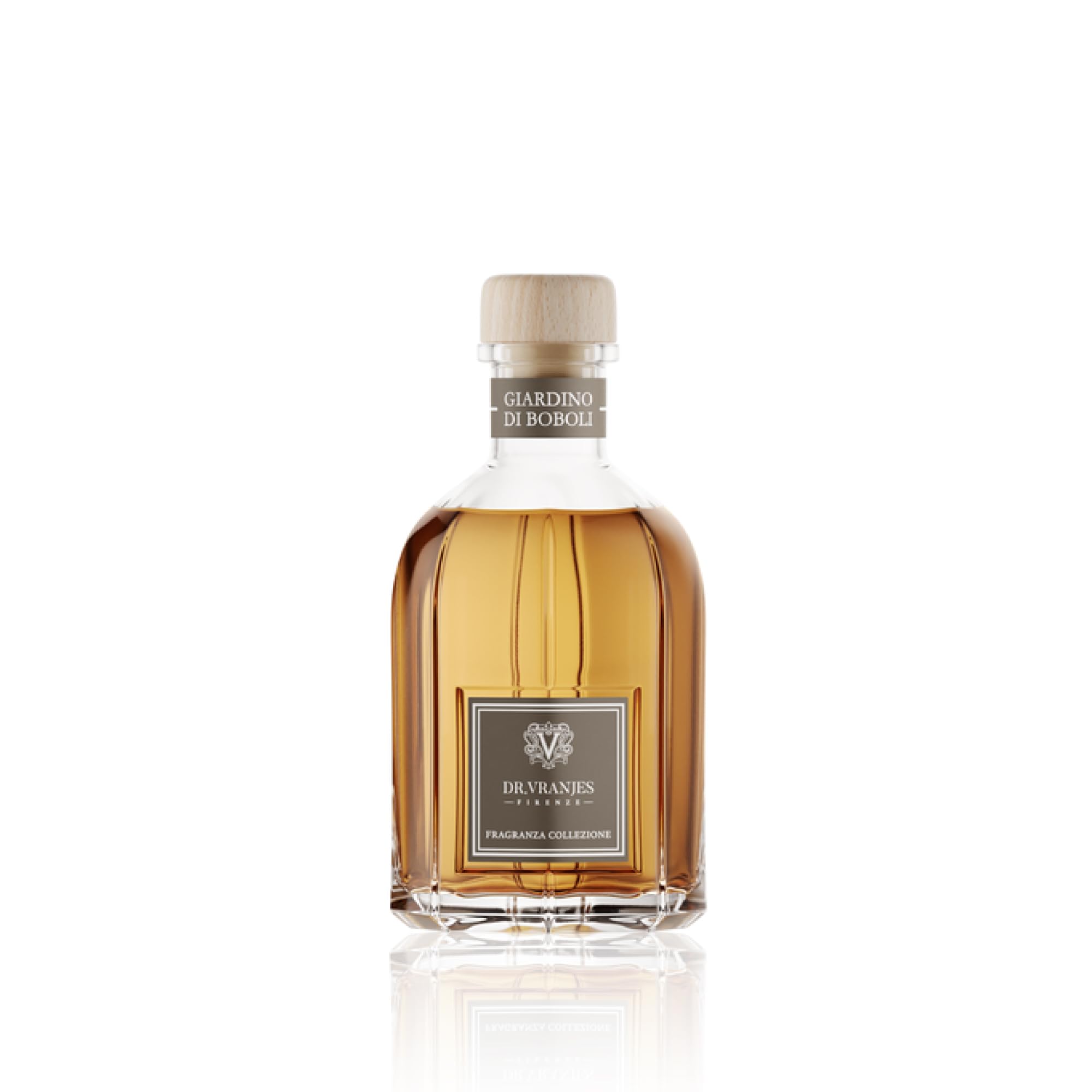 Dr. Vranjes Giardino di Boboli diffuser bottle enhances ambience with Florentine craftsmanship.