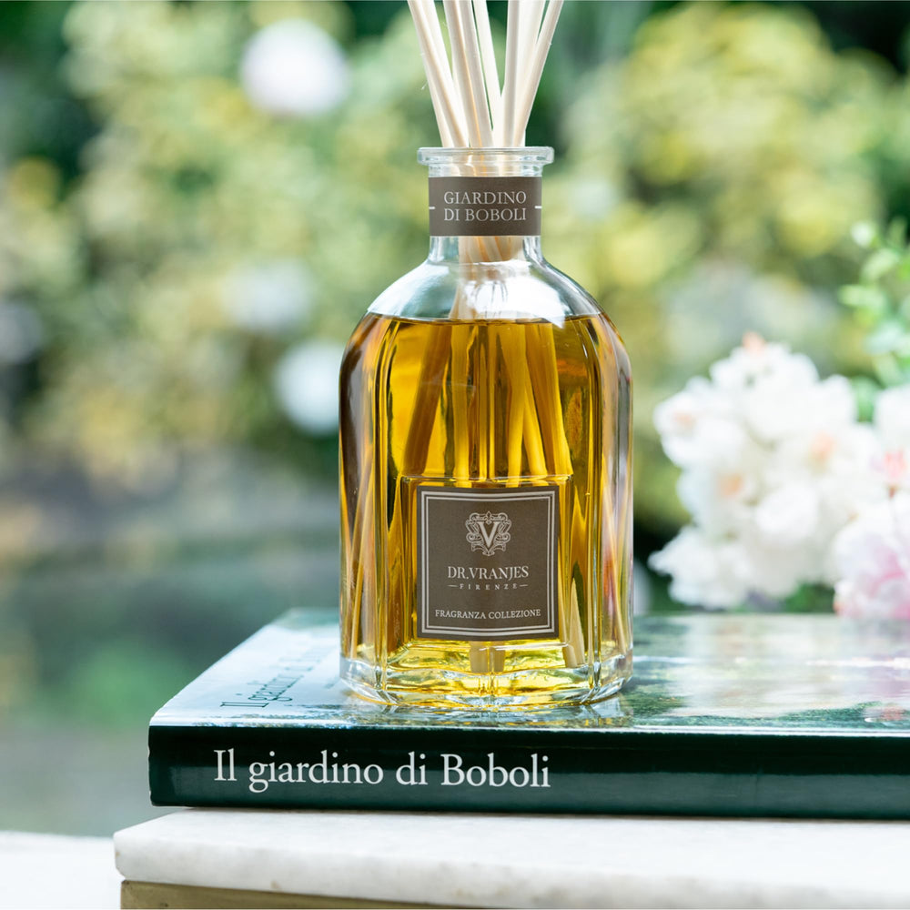 Dr. Vranjes Giardino di Boboli Italian craftsmanship and premium reeds for refined fragrance.
