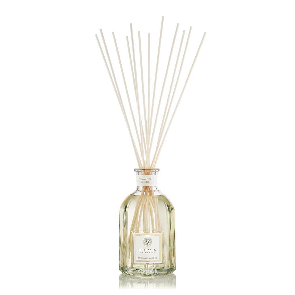 Dr. Vranjes Magnolia Orchidea diffuser sticks evenly distribute fragrance.