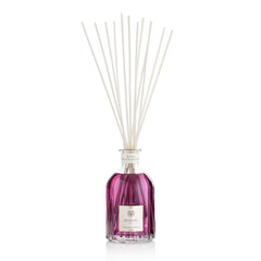 Dr Vranjes Peonia Black Jasmine diffuser in room scene delivering inviting, long-lasting fragrance.
