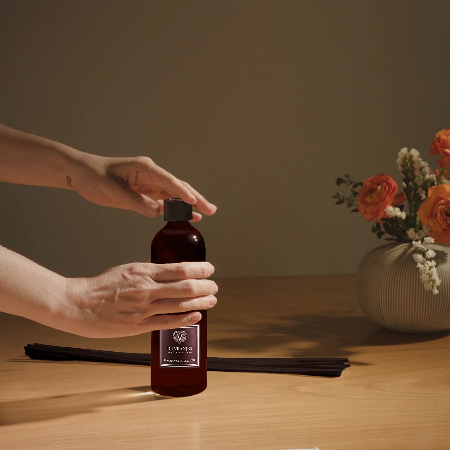 Dr. Vranjes Rosso Nobile ambient scent in a living room enhances mood.