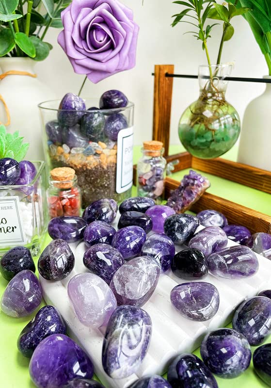 DUQGUHO Amethyst polished tumblestones close-up ideal for DIY crafts.