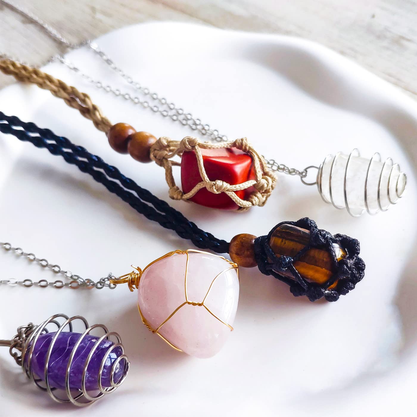 DUQGUHO Crystal stones for vase filler or terrarium accents.