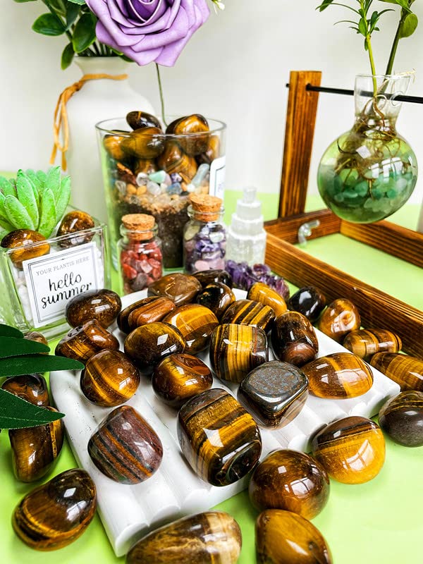 DUQGUHO Irregular crystal stones decorative, reflect sunlight for vibrant desk or shelf display.