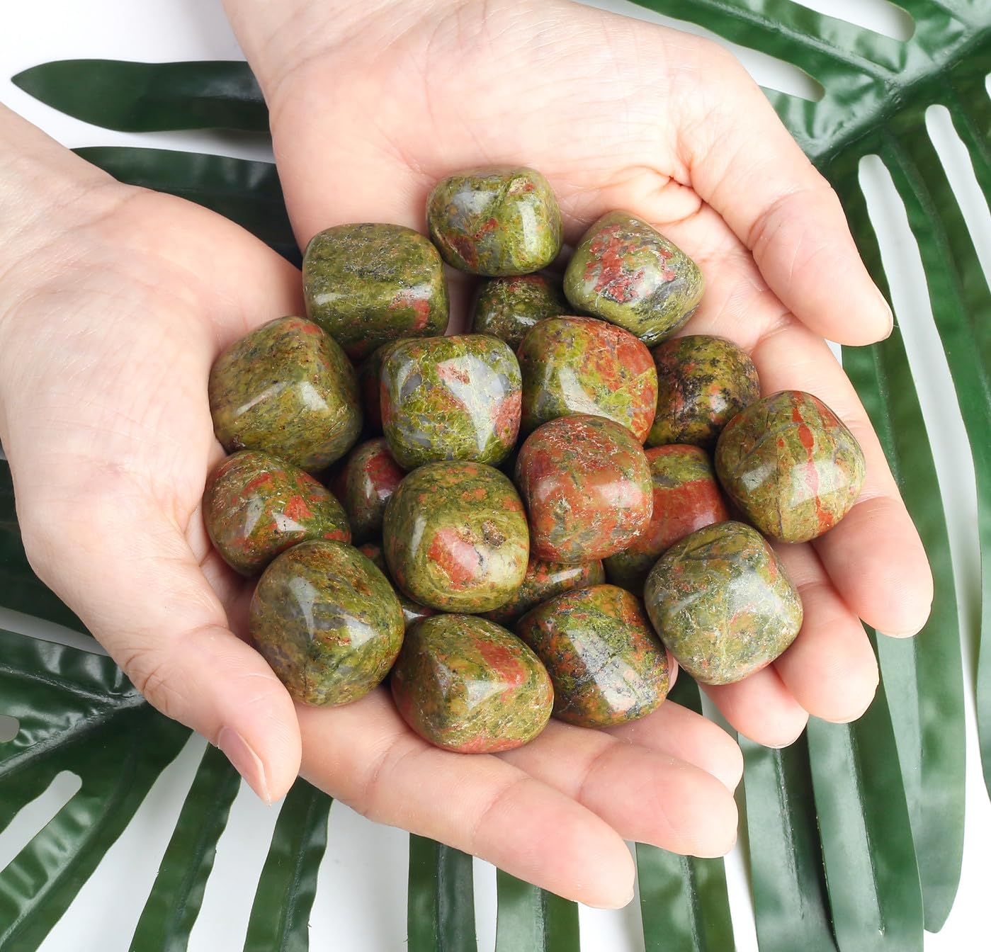 DUQGUHO Unakite stones brighten desk display.