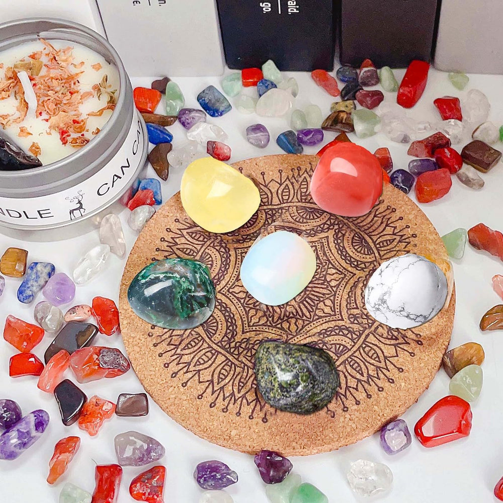 DUQGUHO moss agate stones ideal for chakra balancing and mindful scenes.