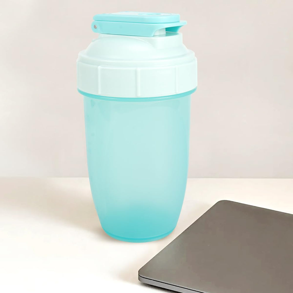 D.Y.A 16oz shaker with measurement marks for accuracy.