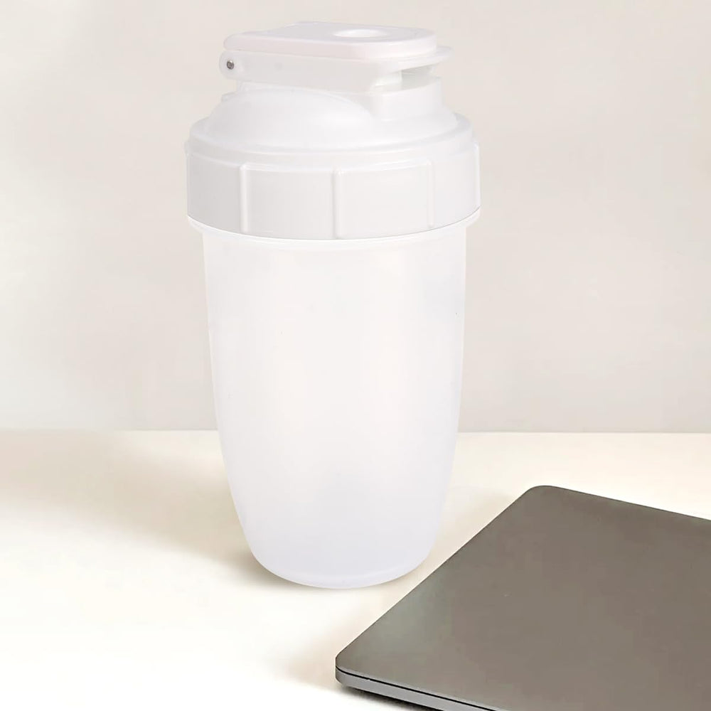 D.Y.A shaker features a top loop for portable carrying during workouts.