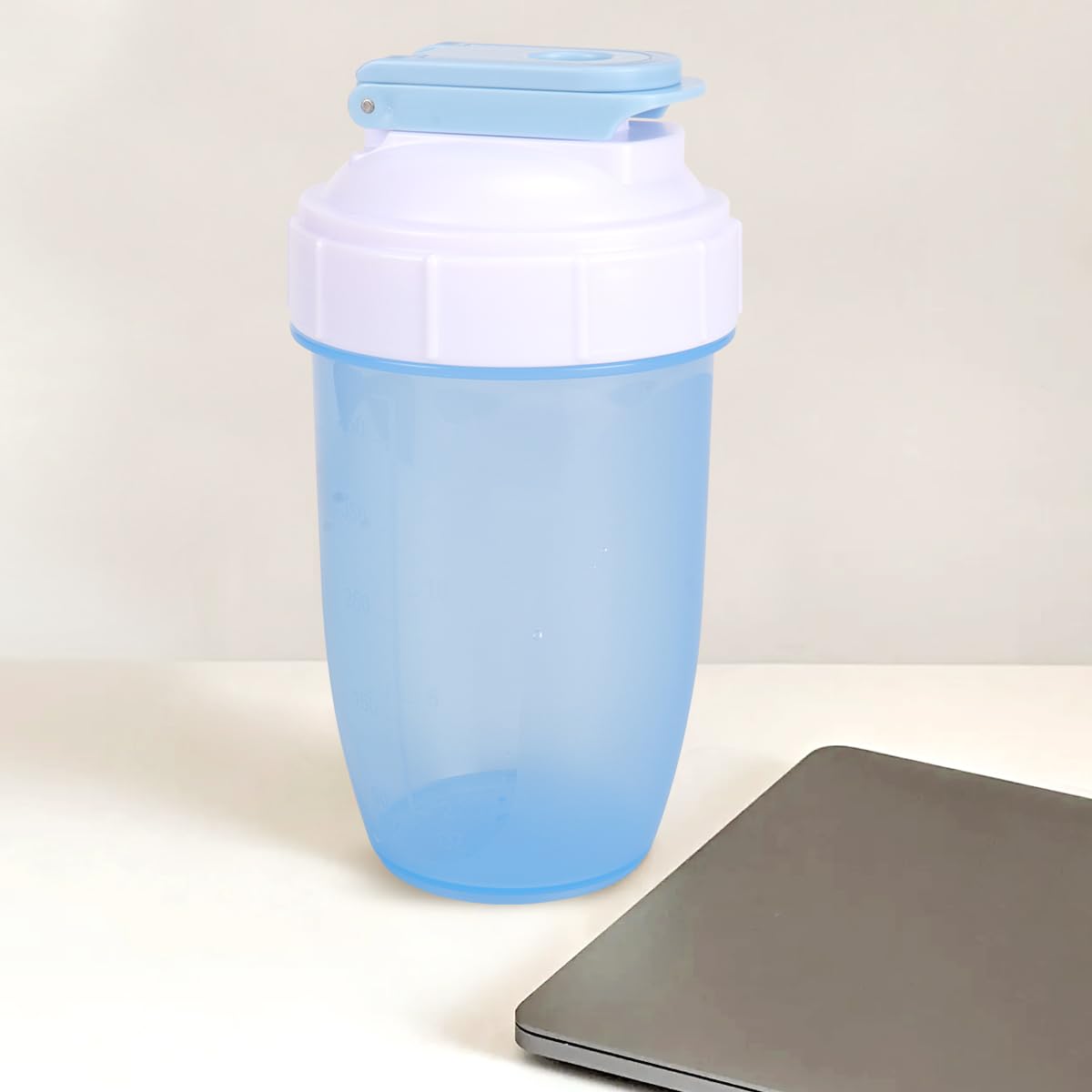 D.Y.A 16oz bottle suits protein shakes smoothies and intra-workout blends