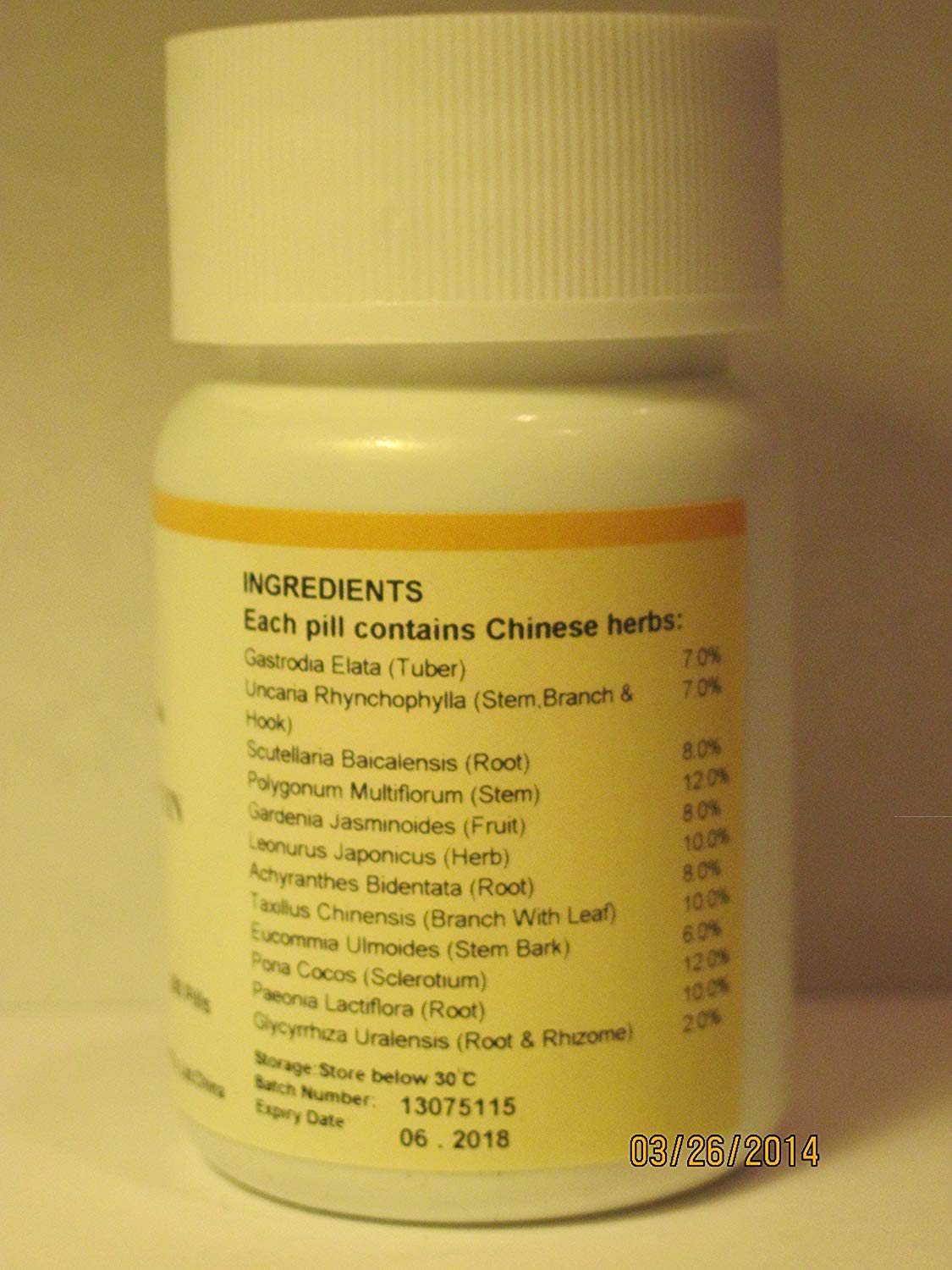 E-Fong Tian Ma Gou Teng Yin capsules closeup for convenient daily use.
