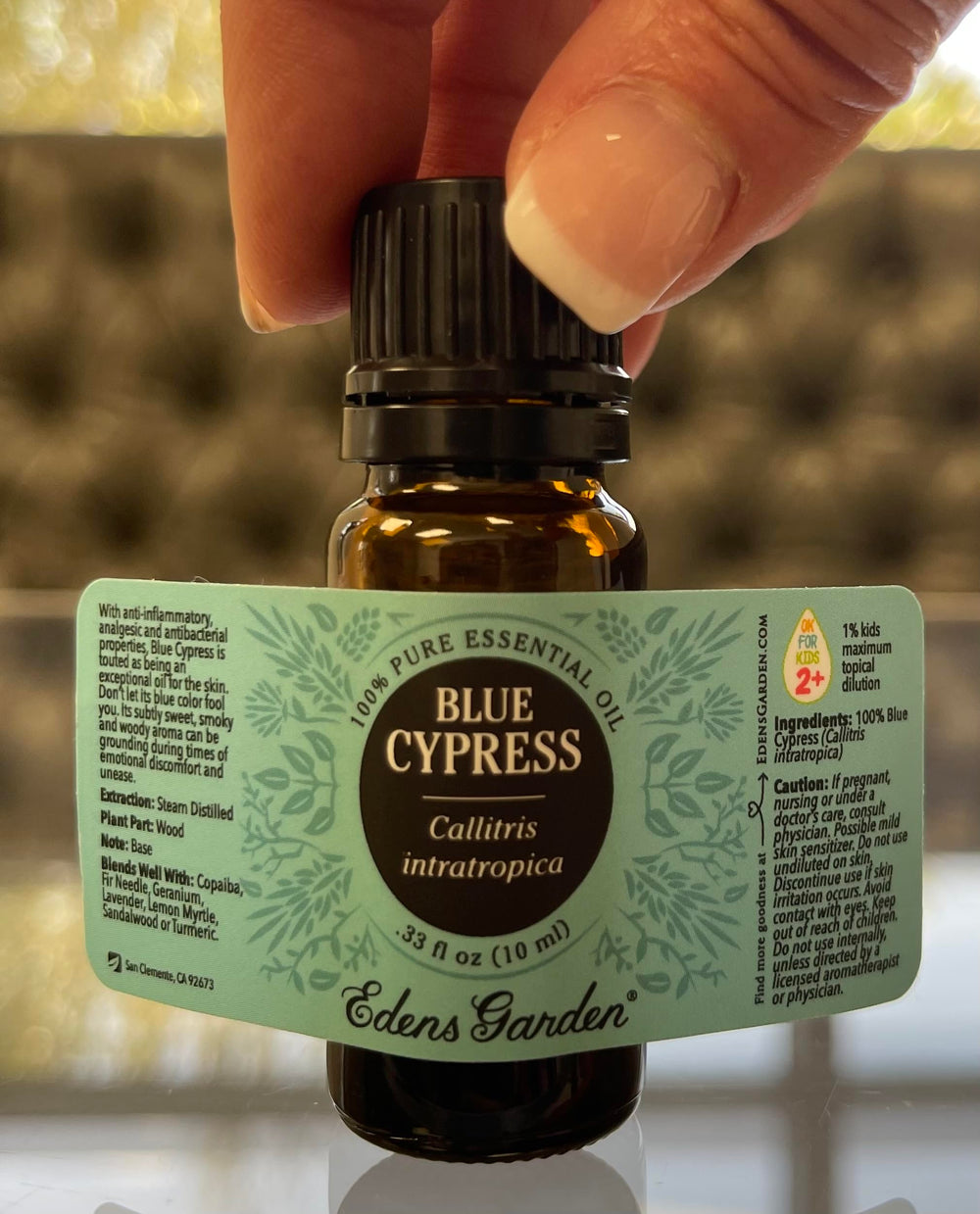 Edens Garden 10ml bottle with clear label and safety features.