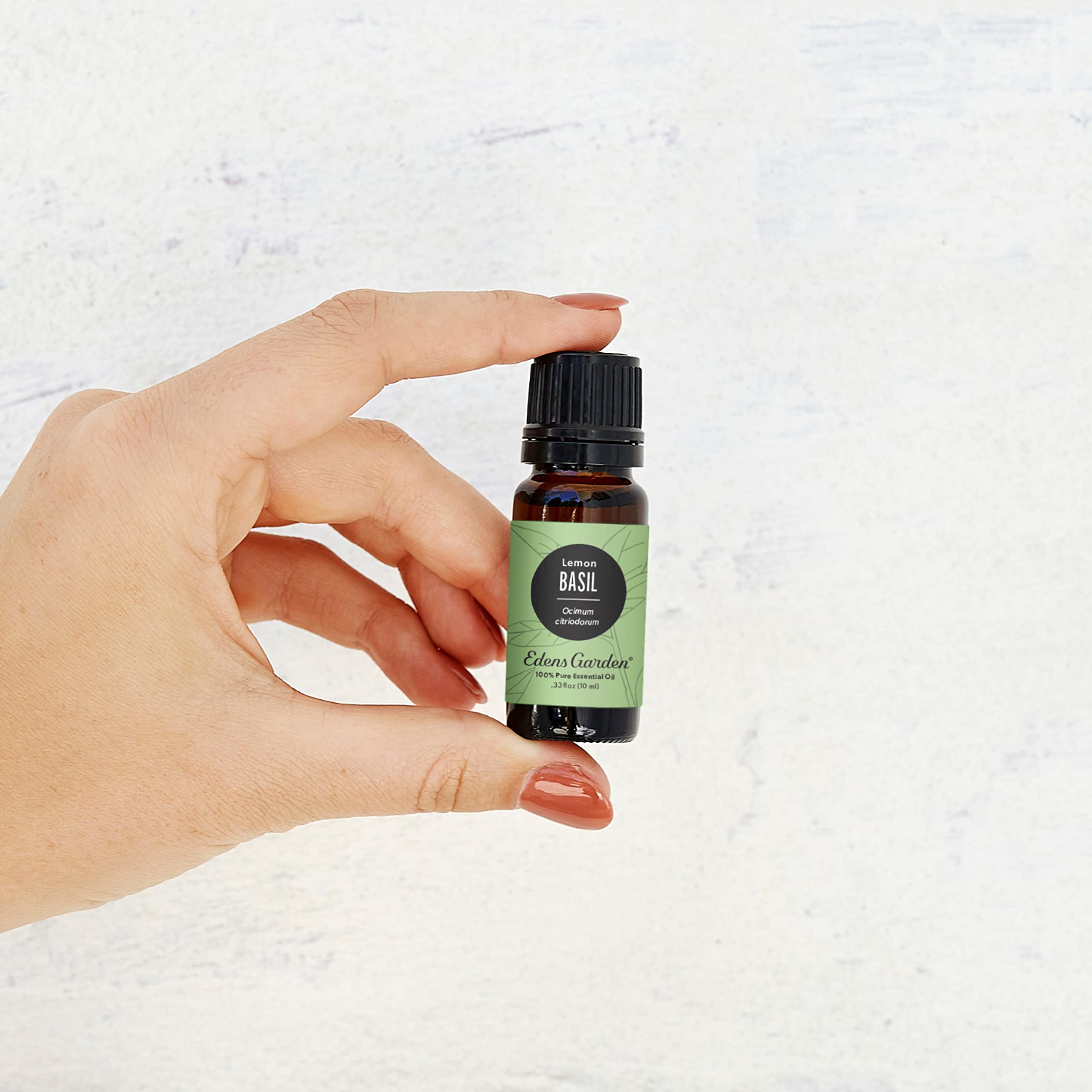 Edens Garden Basil-Lemon in diffuser releasing energizing scent for a room.
