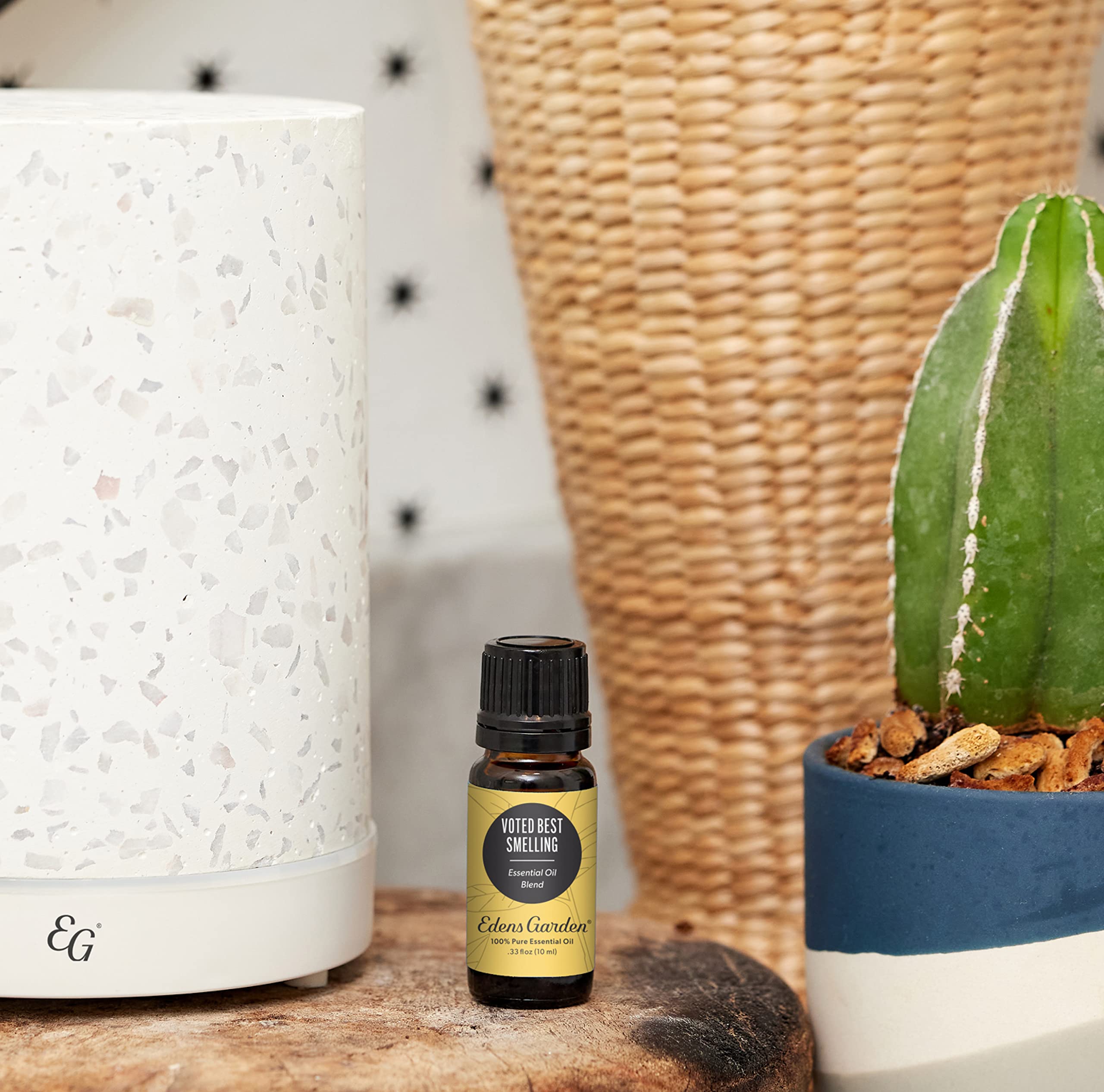 Edens Garden best-smelling oil blend diffuser vapor fills the room.