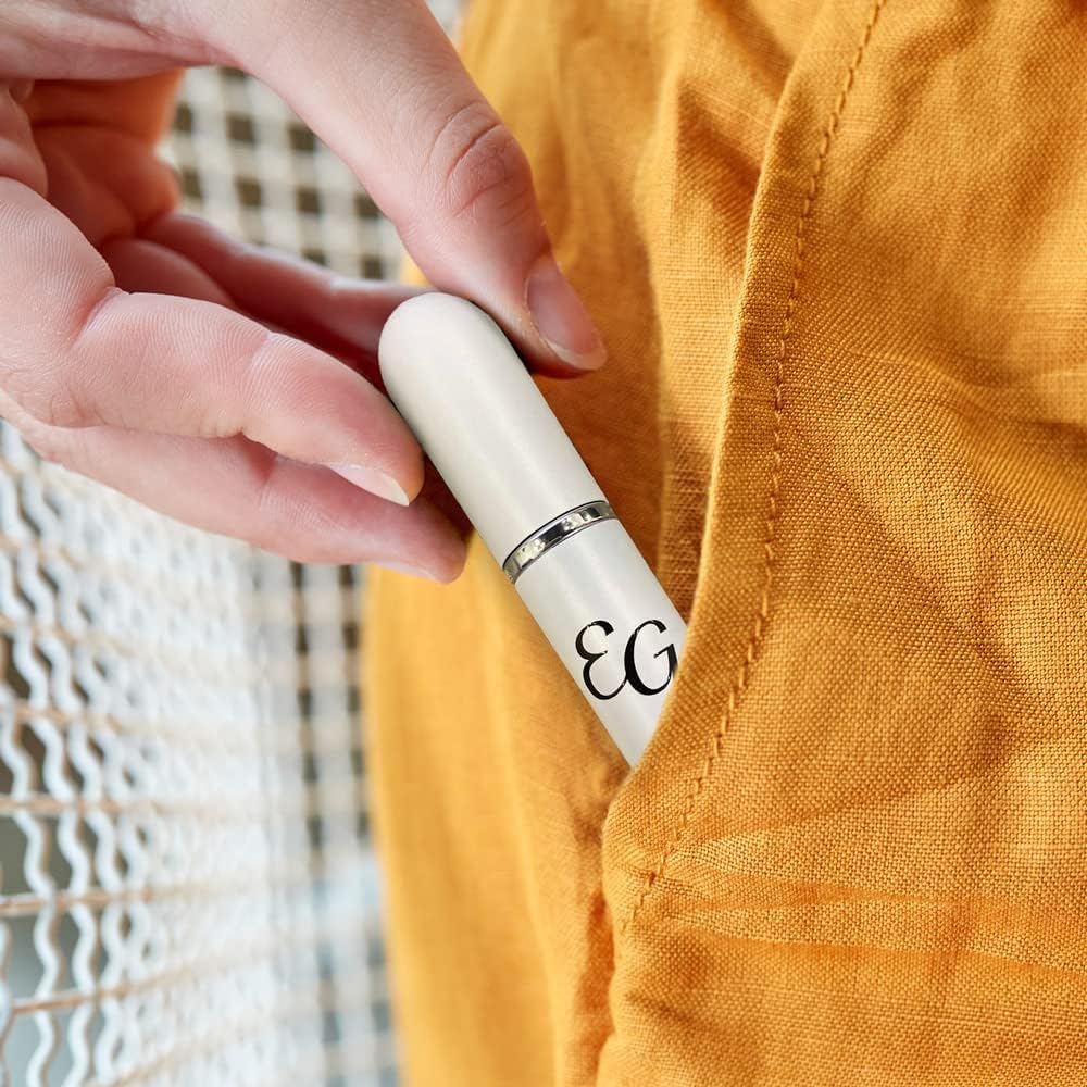 Edens Garden travel inhaler in white, ideal for aromatic moments anywhere