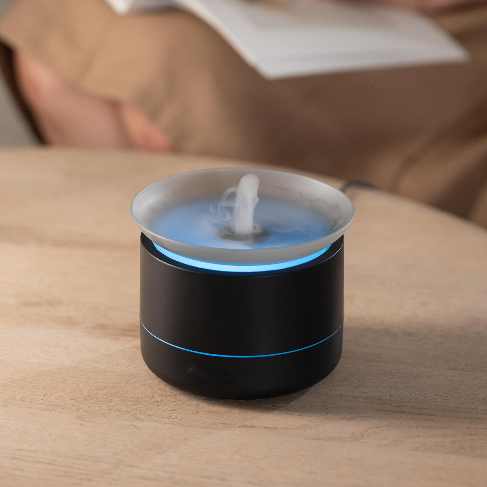 Eiifiter 200ml tabletop fountain with clouds for a tranquil ambiance