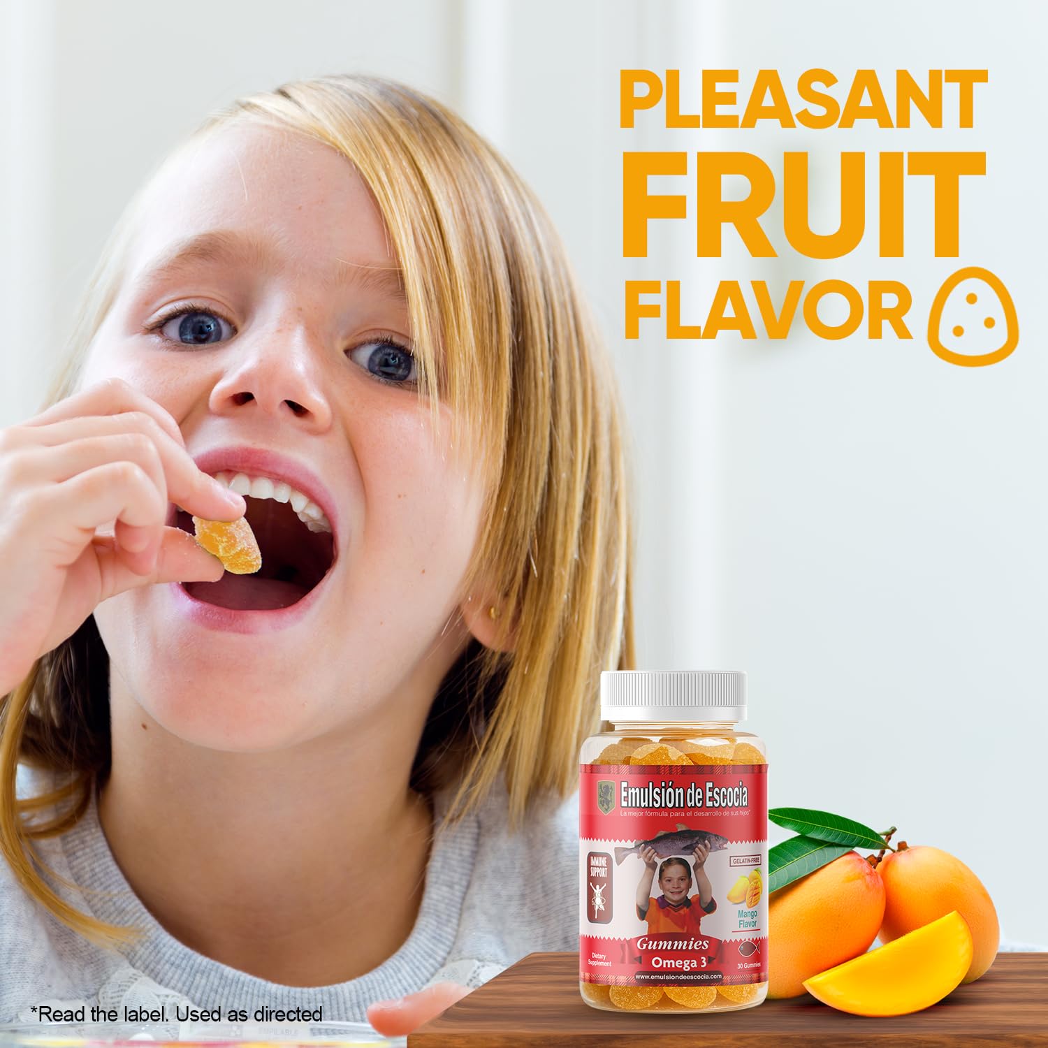 Emulsion de Escocia DHA-rich Omega-3 gummies close-up highlights kid-friendly nutrition.