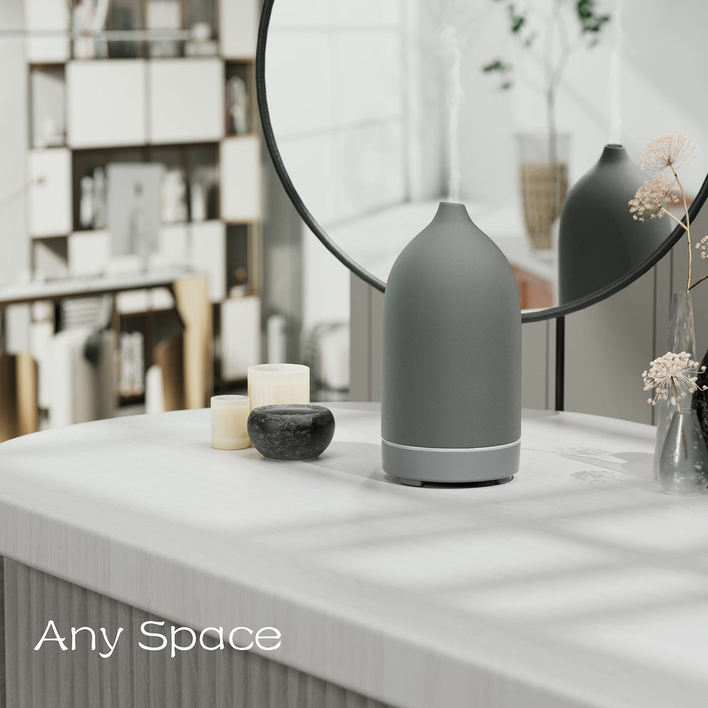 ENILYM ultrasonic diffuser releases nano-scale mist for gentle humidity and subtle fragrance.