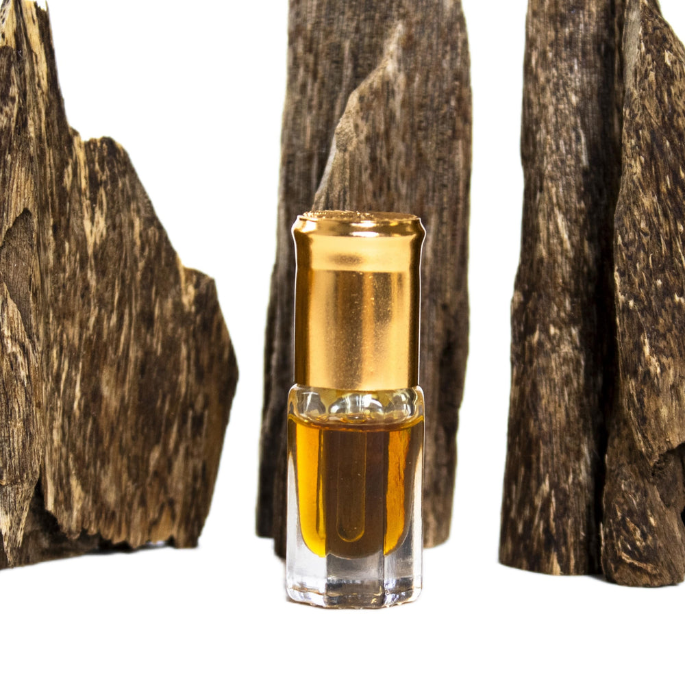 Ercao authentic oud essential oil bottle for premium diffuser blends.