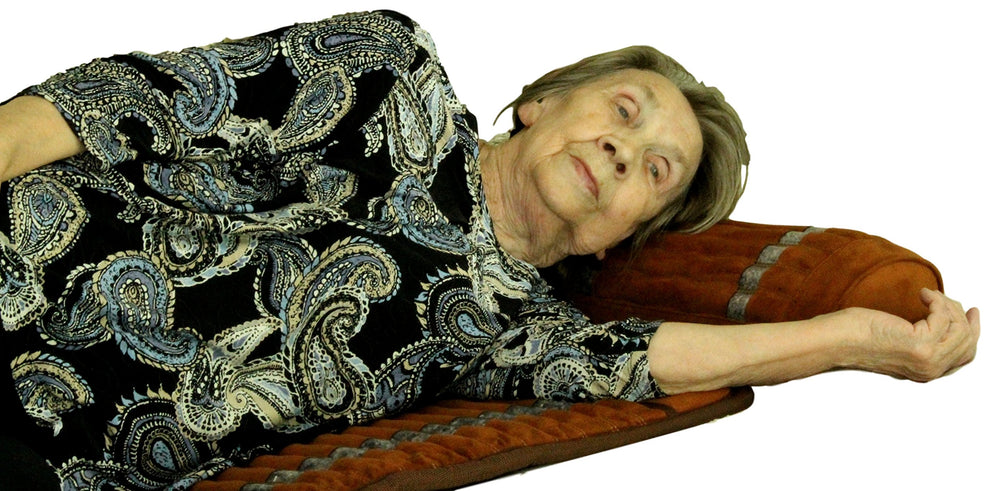 Bio Amethyst Ereada pillow elevates head and cools during FIR sessions