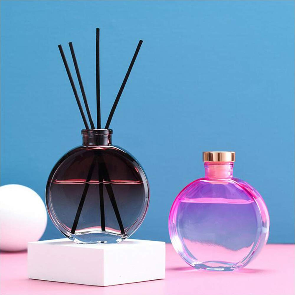 Erioctry glass diffuser bottle makes a stylish wedding gift idea