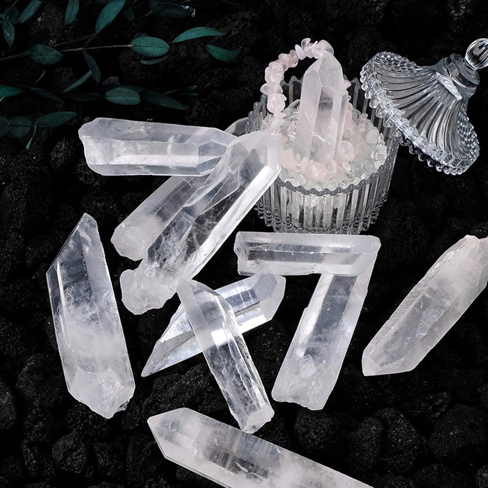 Erliway everyday desk decor with shimmering transparent crystal accents.