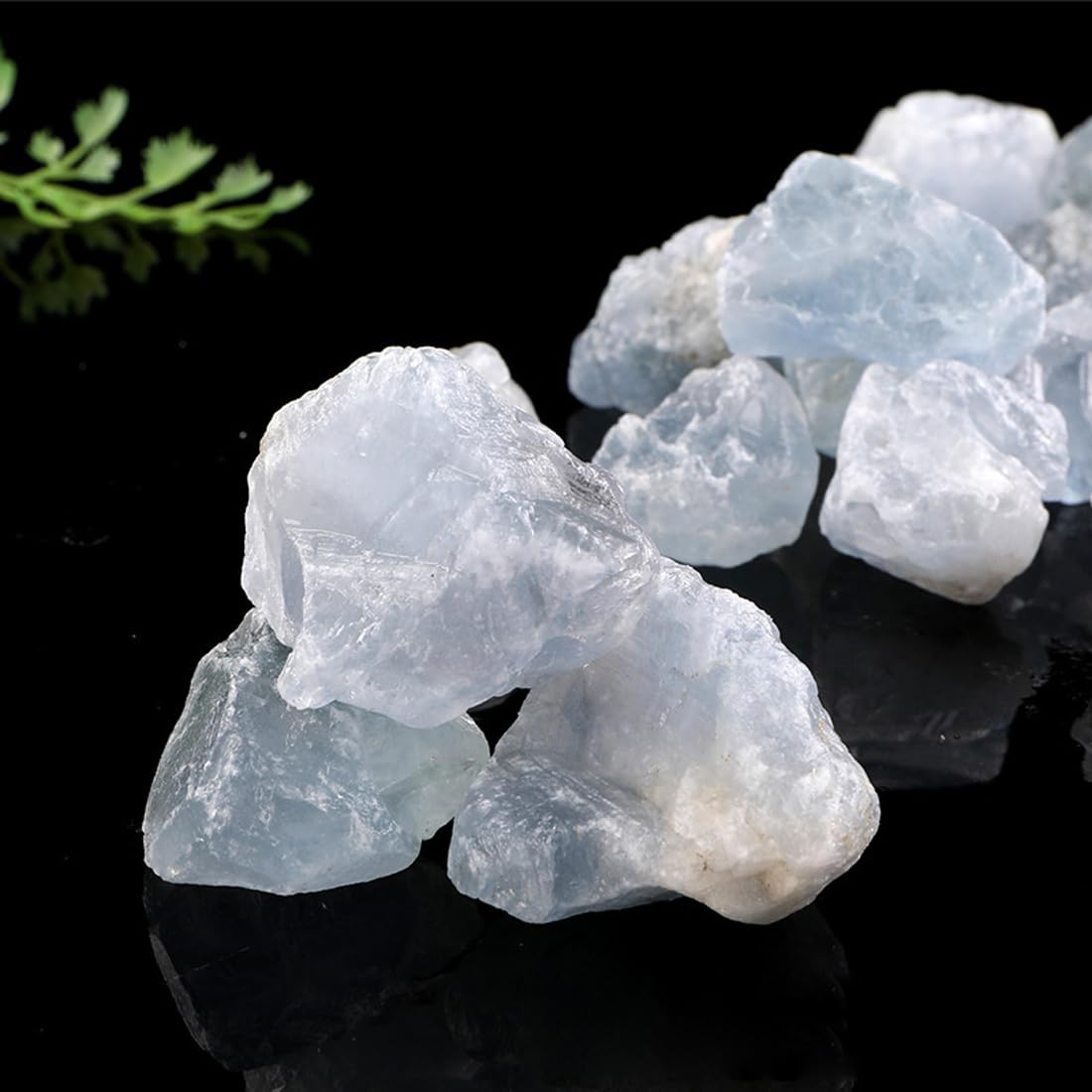 Erliway kyanite raw crystal large fountain rock display and decorative use