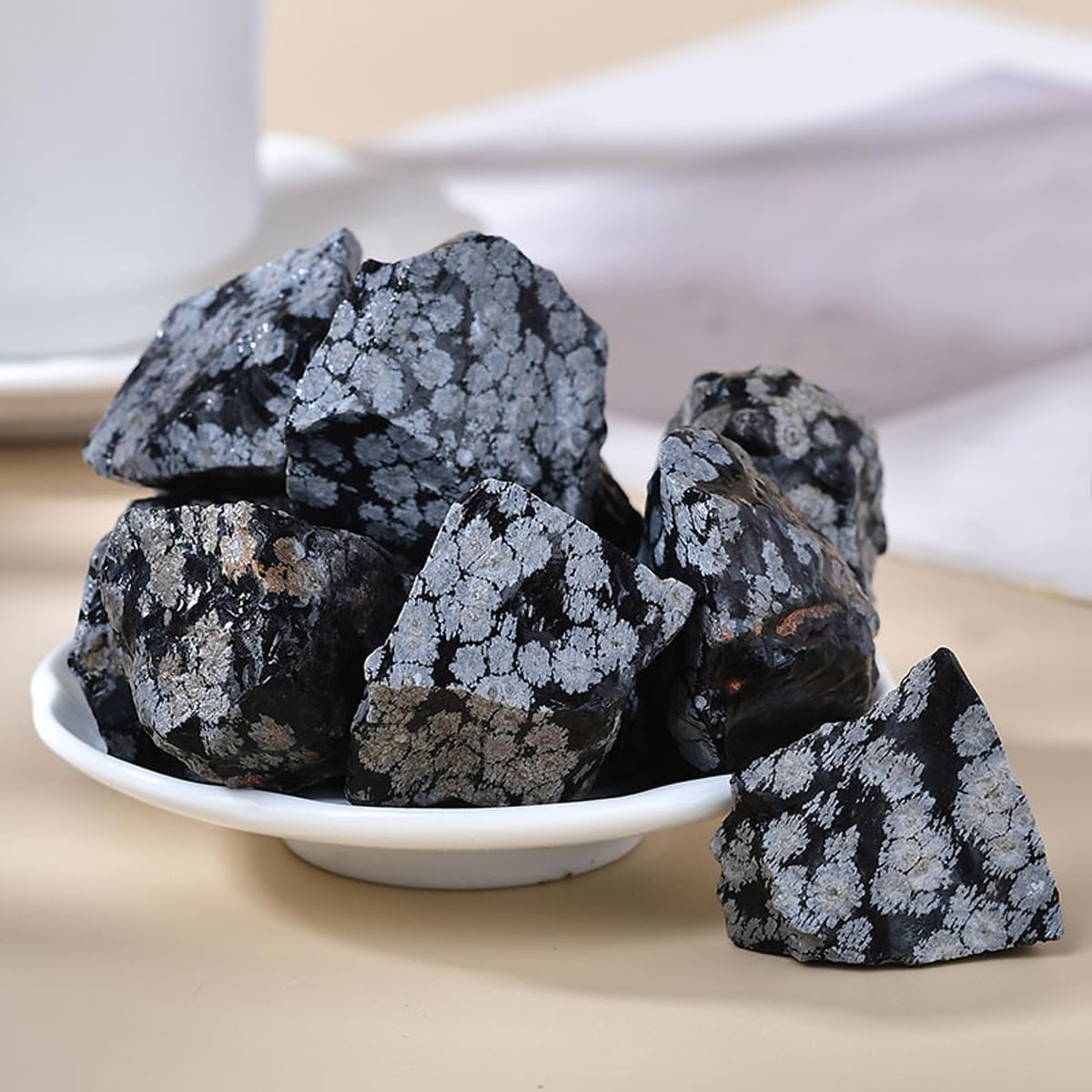 Erliway Snowflake Obsidian for yoga and meditation practices