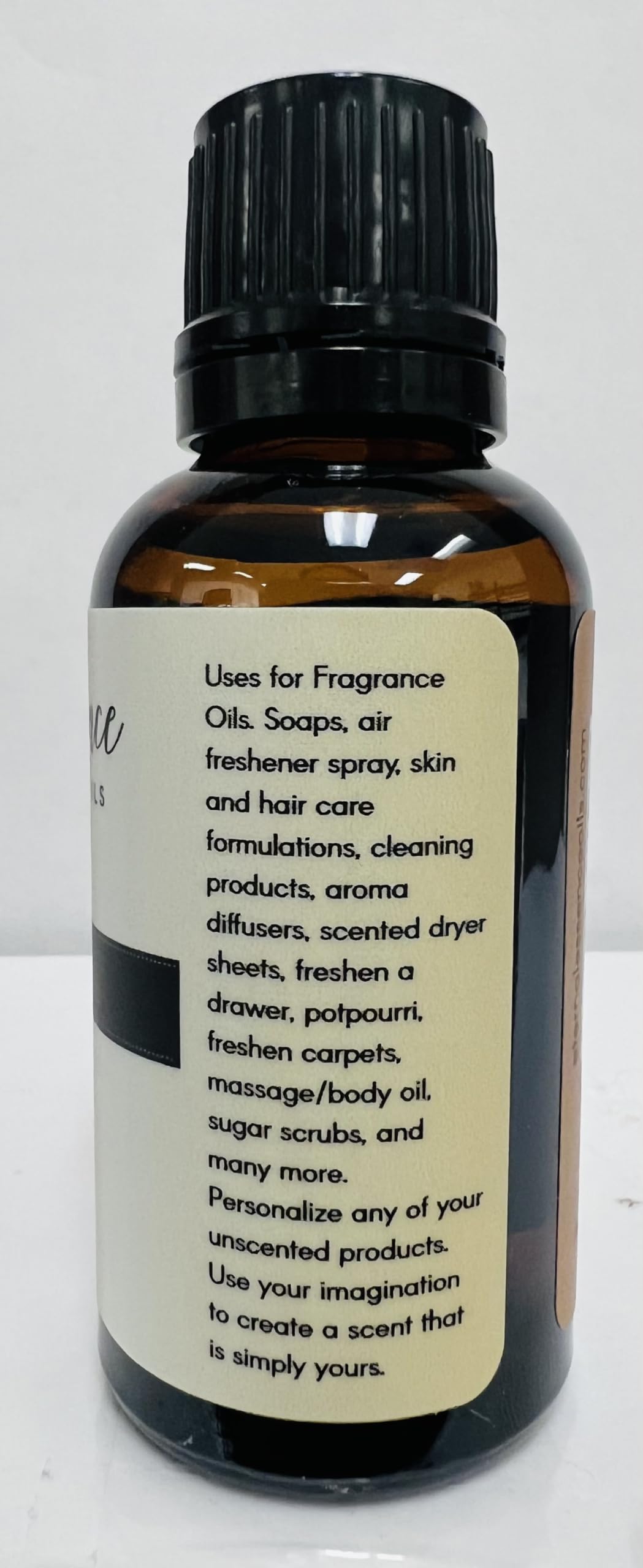 Eternal Essence Oils White Sand dropper enables controlled fragrance release for DIY projects.