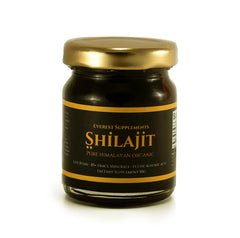 Everest Supplements Shilajit resin 500 mg bottle pour close-up delivers premium energy support.