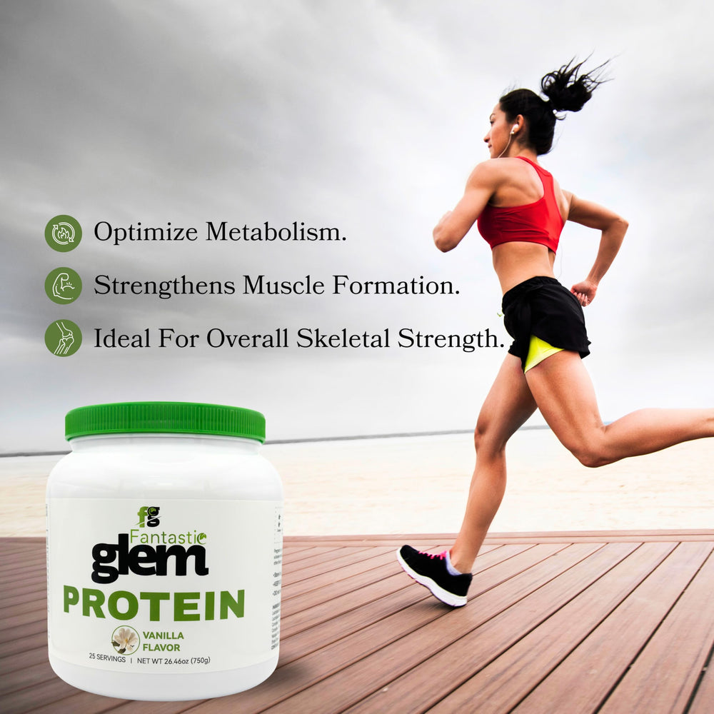 Fantastic Glem protein powder scoop dispensing a 20g serving for convenient workouts.