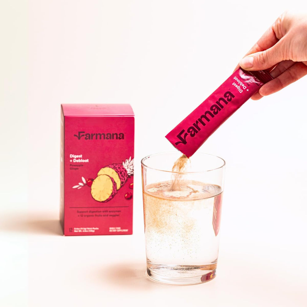 Farmana Debloating pineapple imagery emphasizes tropical flavor and digestive ease.