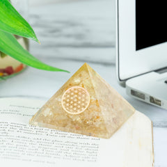 FASHIONZAADI Crystal Point Pyramid supports concentration and creative flow.