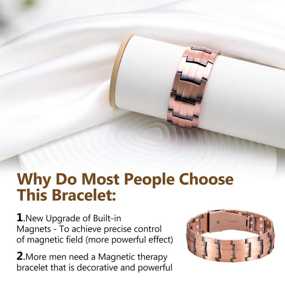 Feraco packaging highlights gift-ready presentation of the bracelet