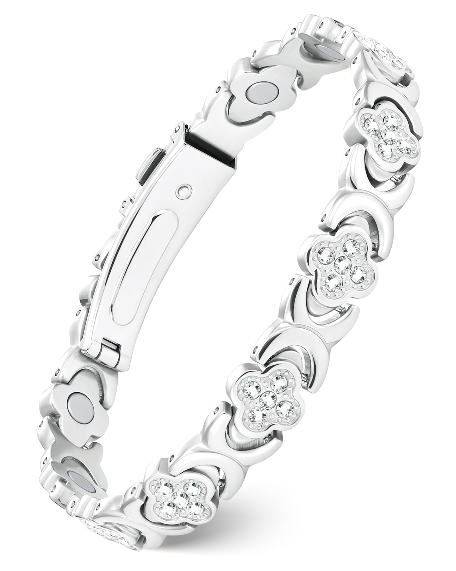 Feraco Pure Copper Bracelet close-up on infinity-clover design for everyday elegance.