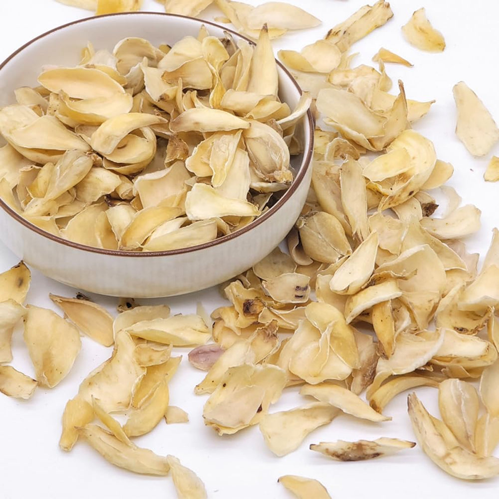 FHDYURE lily petals 100g pack, ready for gifting or creative projects.