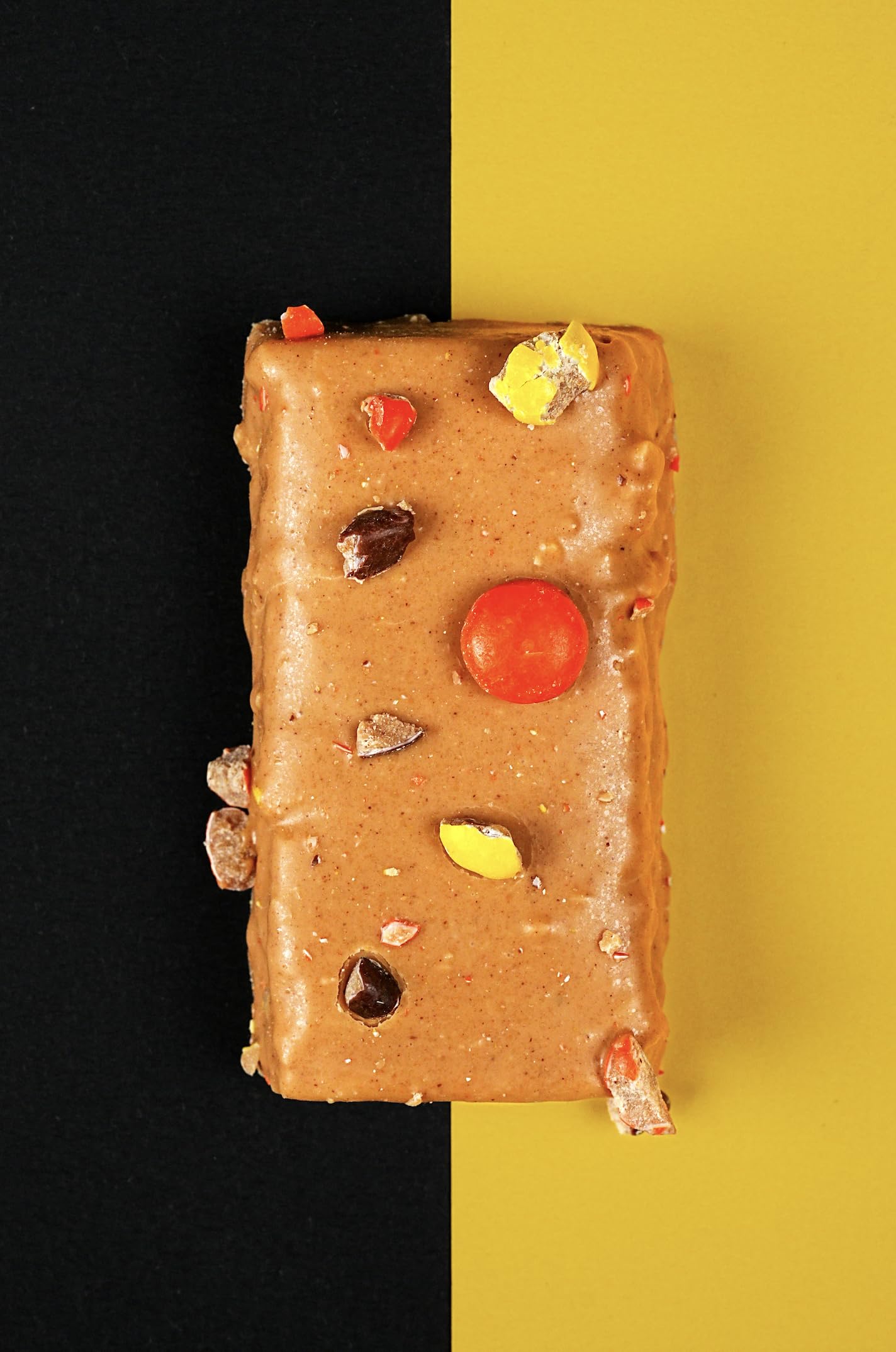 Final Boss Anabar bar in lunchbox, protein snack for busy days.