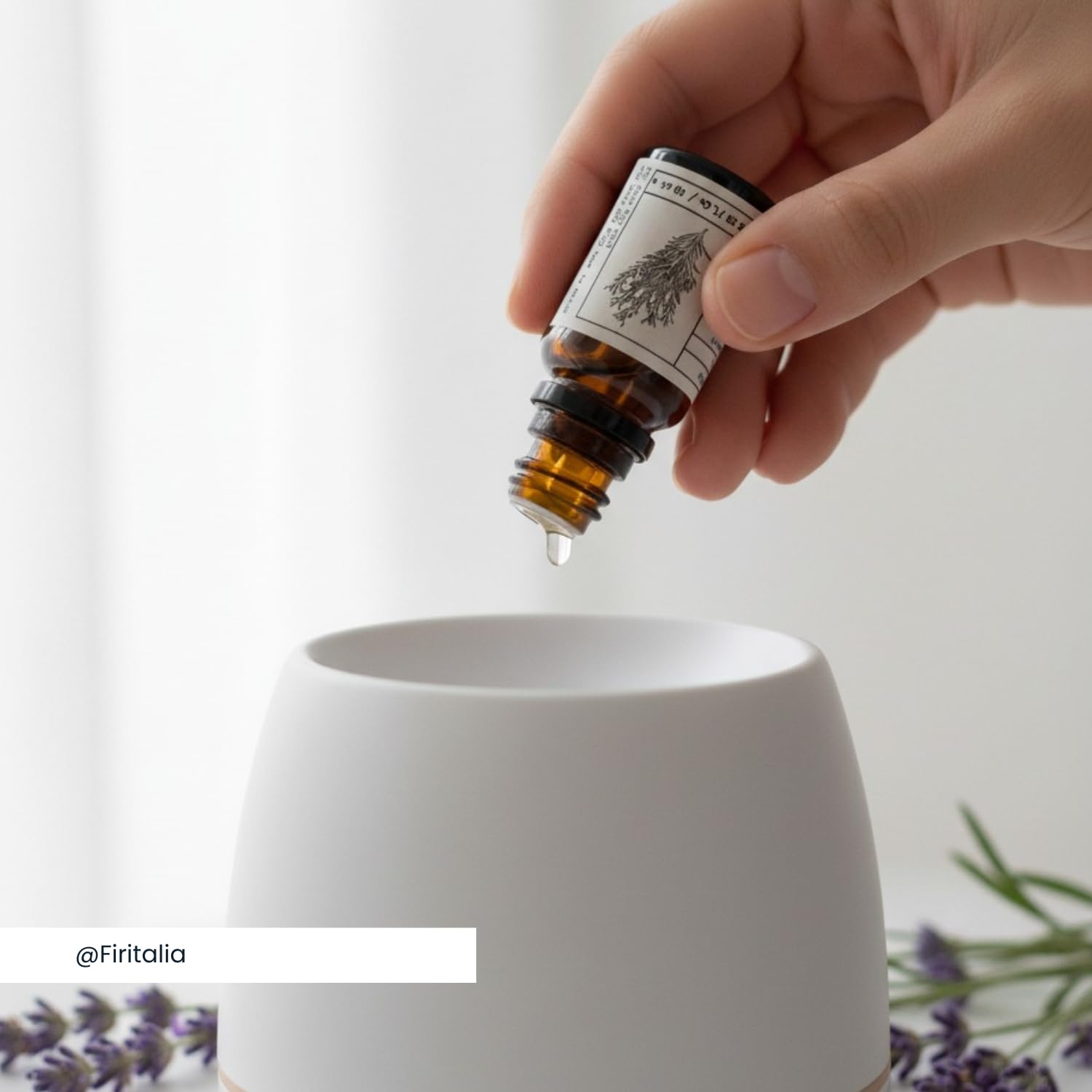 Firitalia gift box close-up showcasing premium aromatherapy set