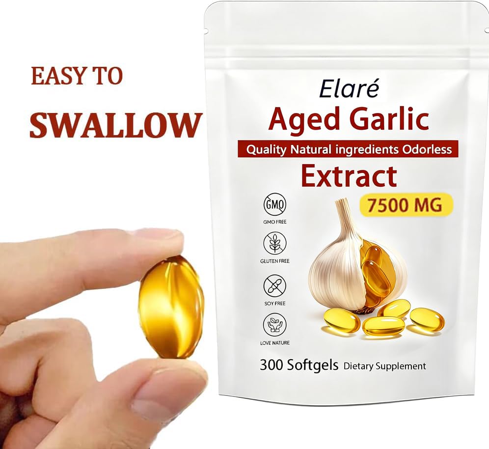 Organic garlic bulbs on the label, highlighting natural ingredients and sourcing