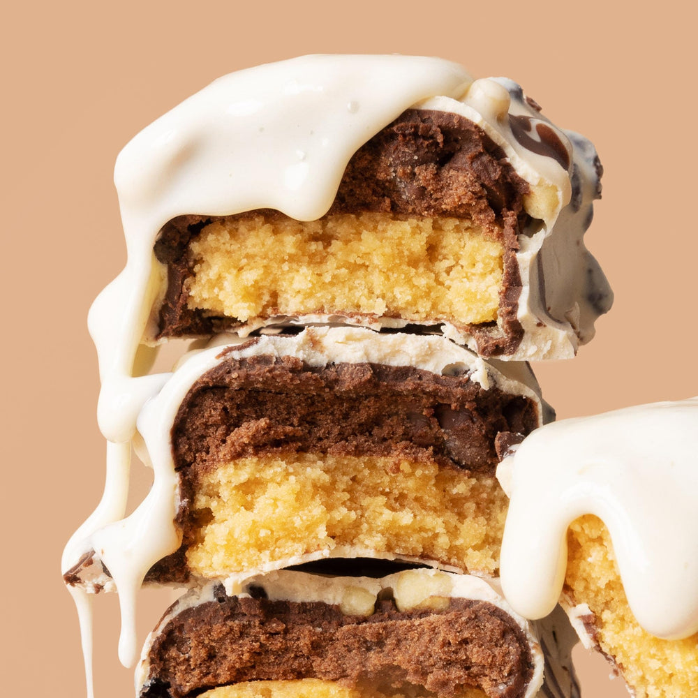 FITCRUNCH 6-layer baked bar close-up highlighting unique structure.