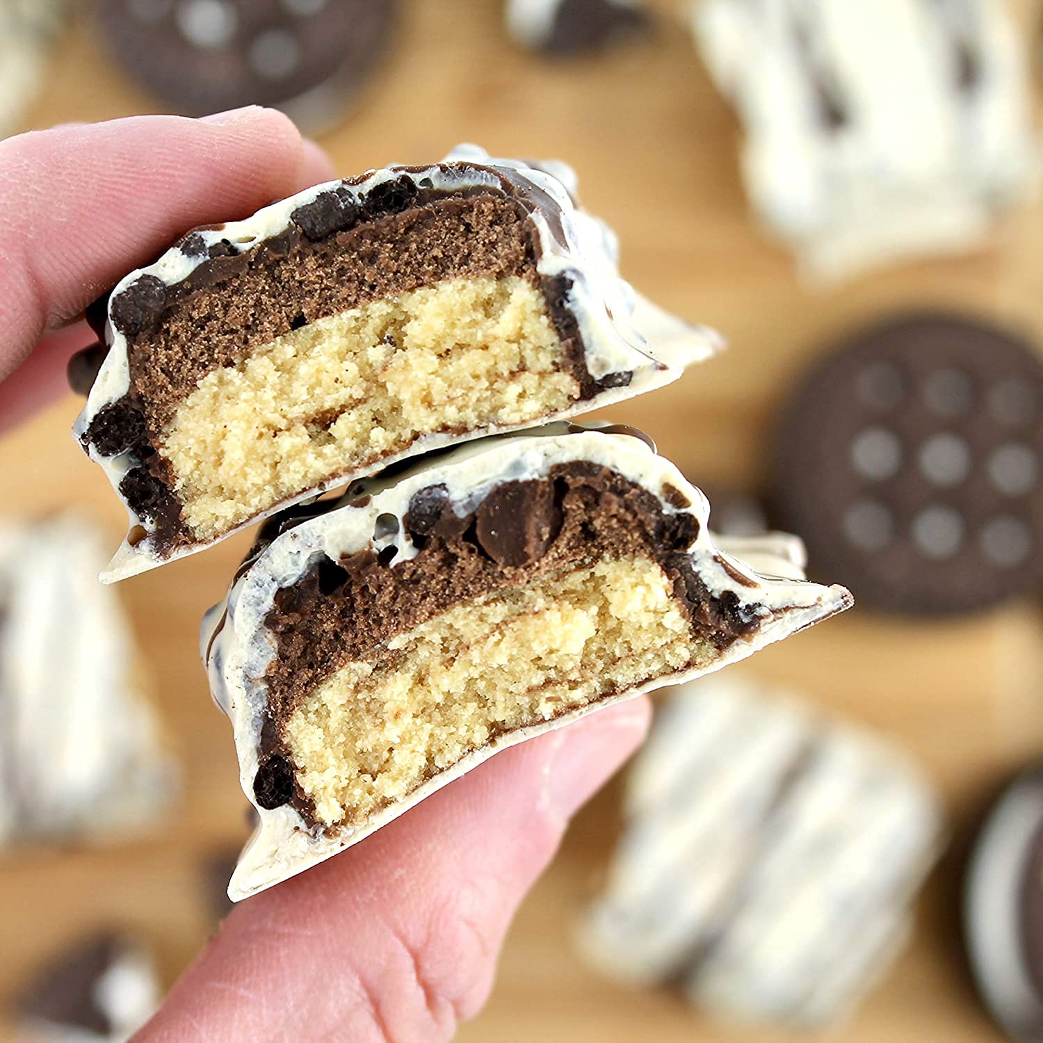 FITCRUNCH Snack Size Bar soft cake core close-up showcases creamy texture