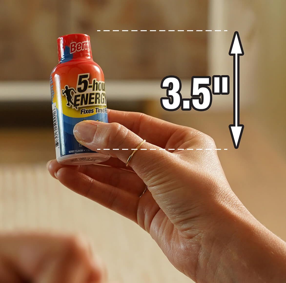 Caffeine boost image of 5-hour ENERGY Berry with 200 mg for quick alertness.