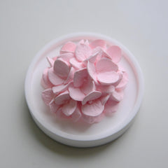 Compact FLCSIed diffuser ideal for desk and small rooms.