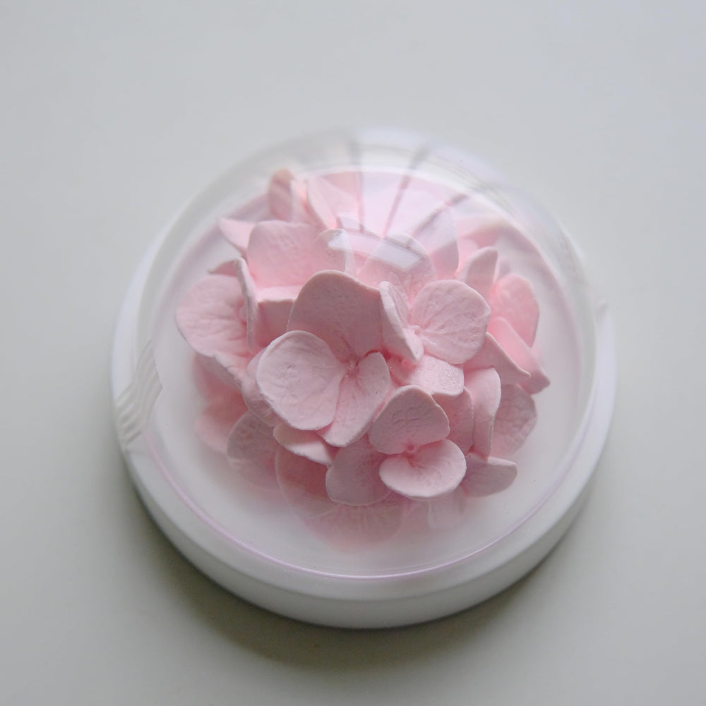 No-water FLCSIed diffuser setup for convenient aromatherapy anywhere.