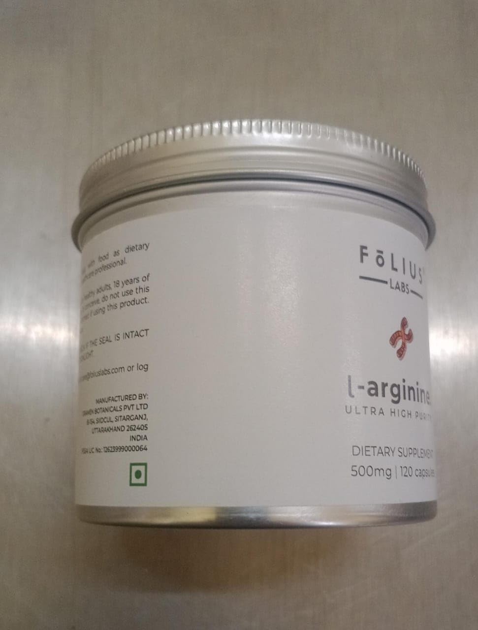 FOLIUS LABS L-Arginine pre-workout scene suggesting endurance and vascular support.