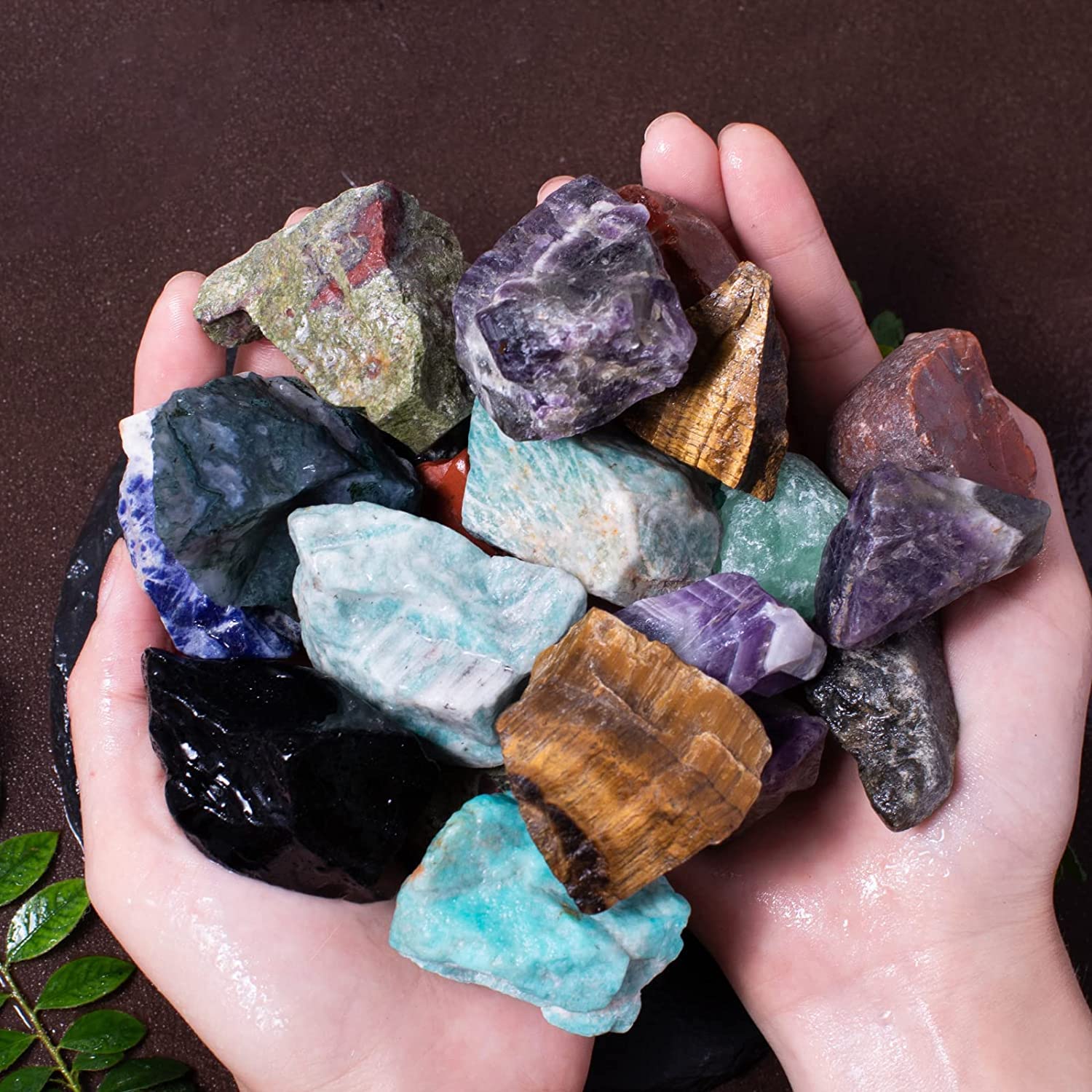 FORBY natural raw crystals in a mixed size for versatile uses