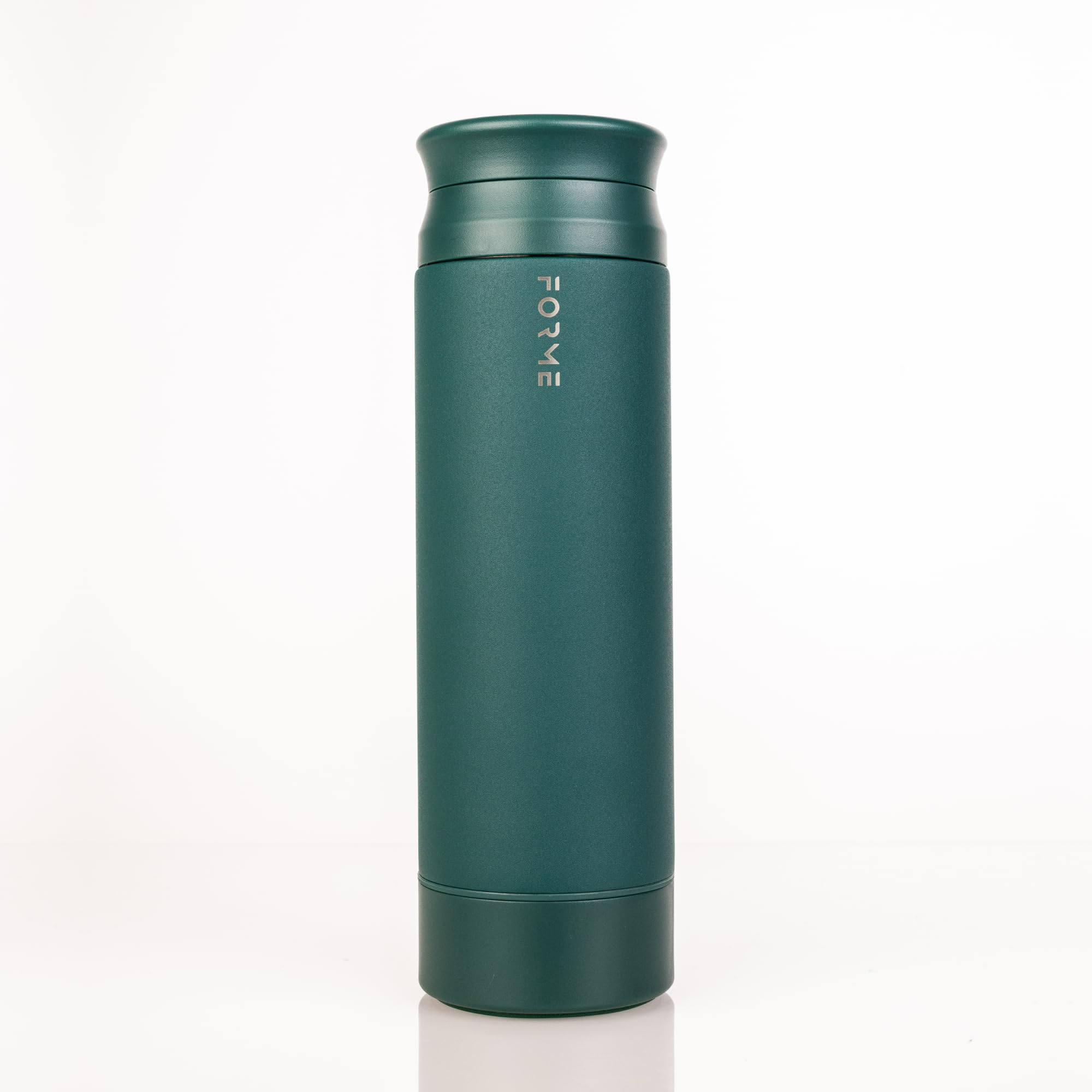 FORME Jungle blender bottle front view preserves temperature for cold or hot beverages.