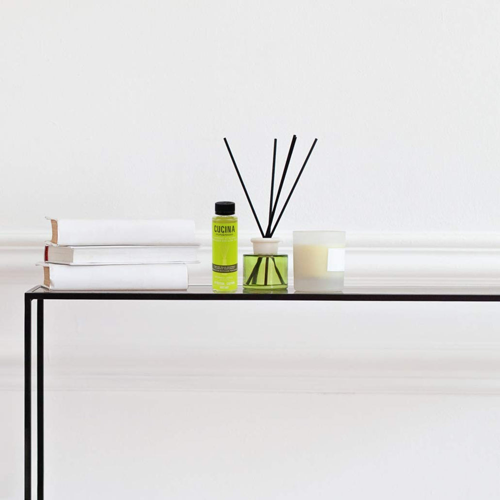 Cucina diffuser refill shown with decorative diffuser set for 6–8 weeks of scent